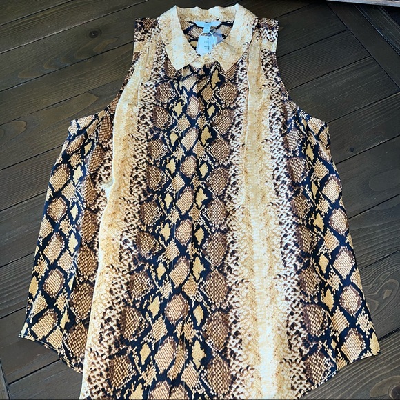 NWT! Joie animal print sleeveless button down top - Picture 5 of 6